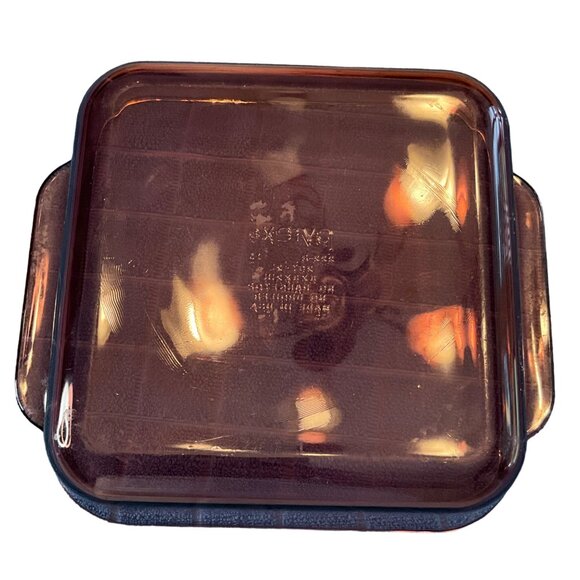 Cranberry Pyrex 8x8x2 Casserole Dish‎ 2QT #222-R Minor Scratches and Residue - Picture 3 of 3